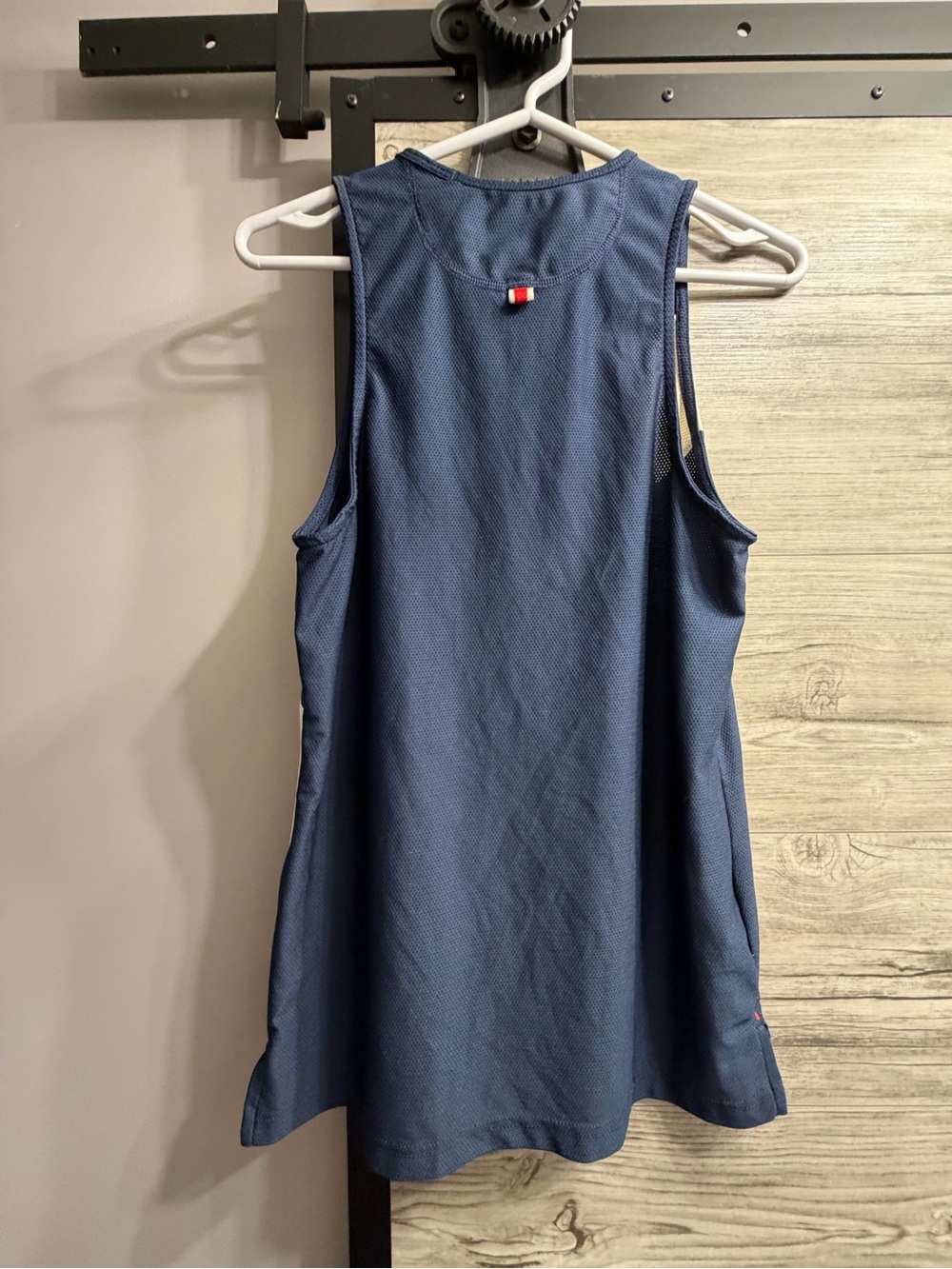 Tracksmith Navy Van Cortlandt Women's Tank with Cream Logo Accent - Picture 4 of 4
